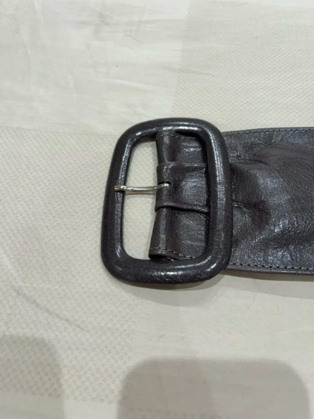 N/A leather belt